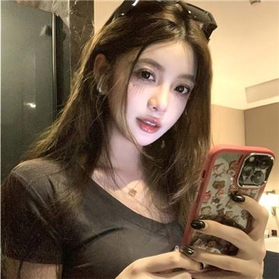 幸福的白天鹅